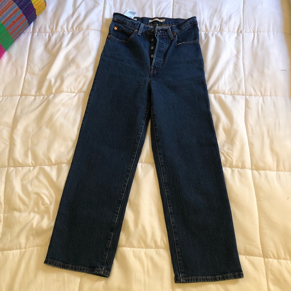 Levi’s Ribcage Cropped Jeans Size 27